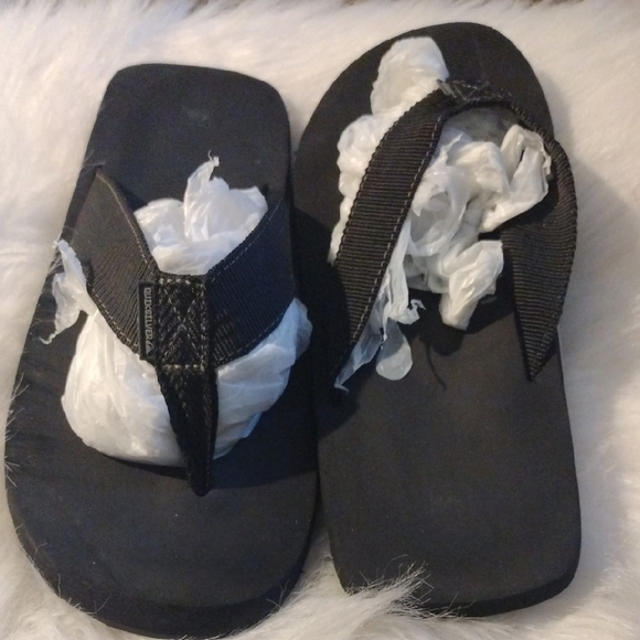 Quiksilver Flip Flops - Picture 1 of 3
